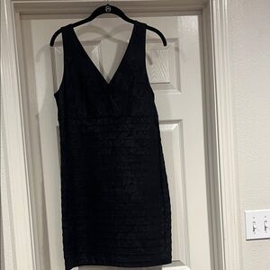 Sleeveless V-Neck Black Sheath Dress